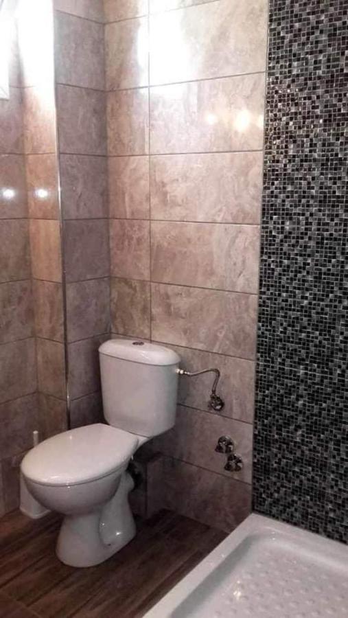 Studio Γιαννησ Néoi Póroi Luaran gambar